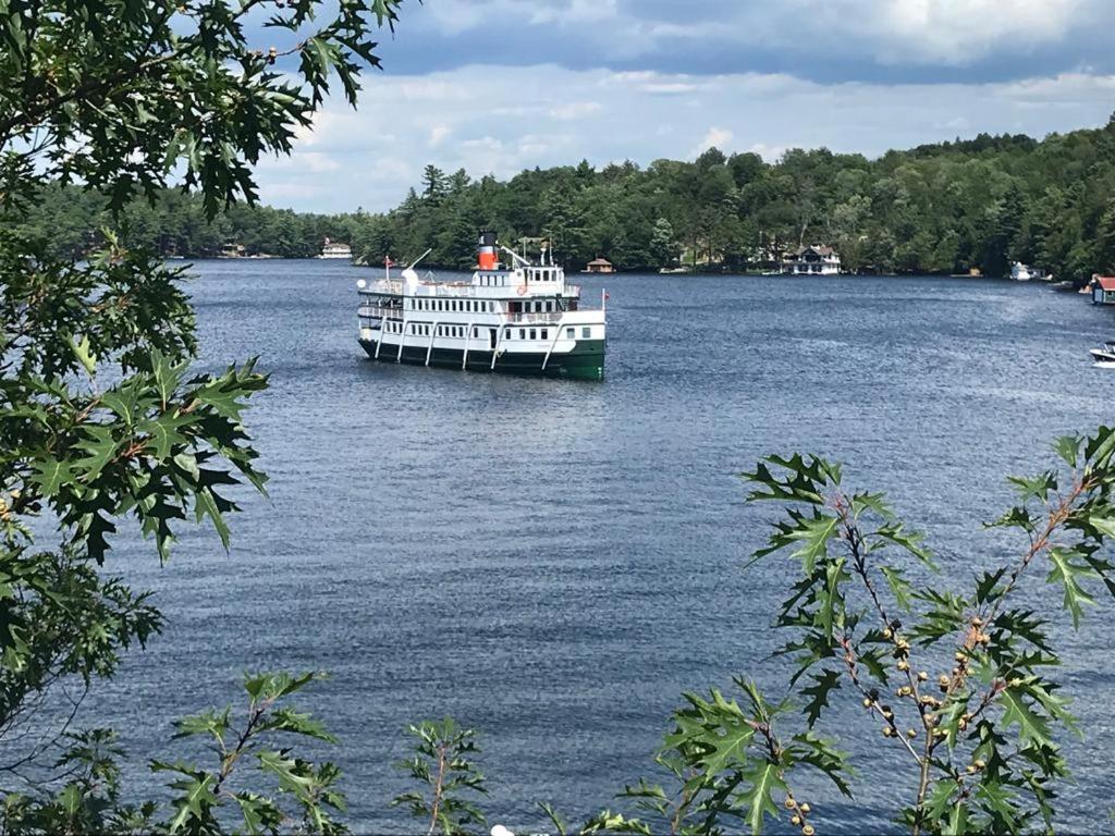 Muskoka Lakes Hotel And Resorts Port Carling Exterior photo