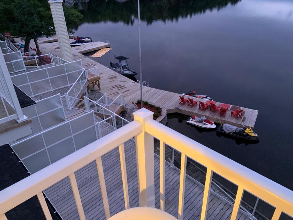 Muskoka Lakes Hotel And Resorts Port Carling Exterior photo